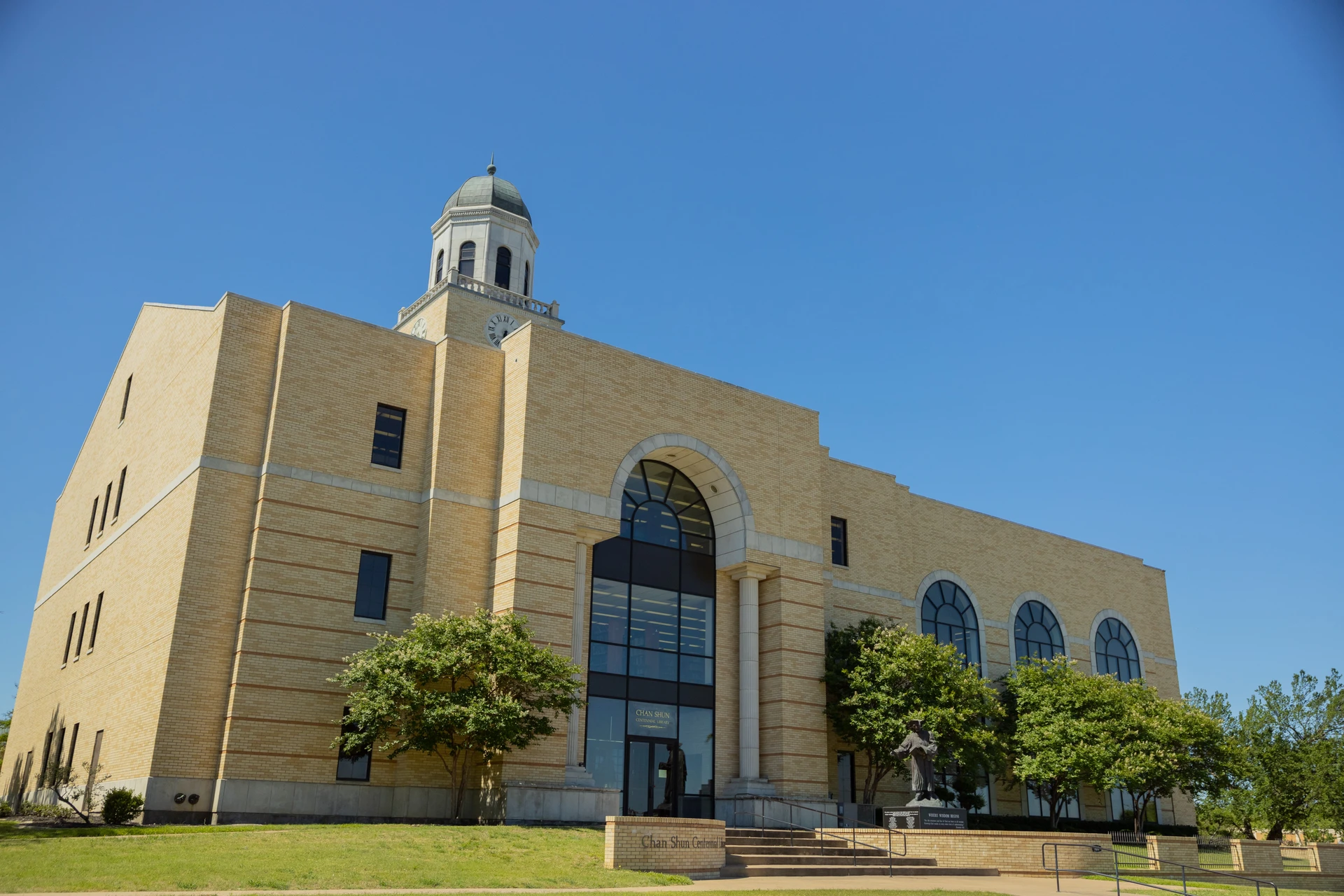 Chan Shun Centennial Library